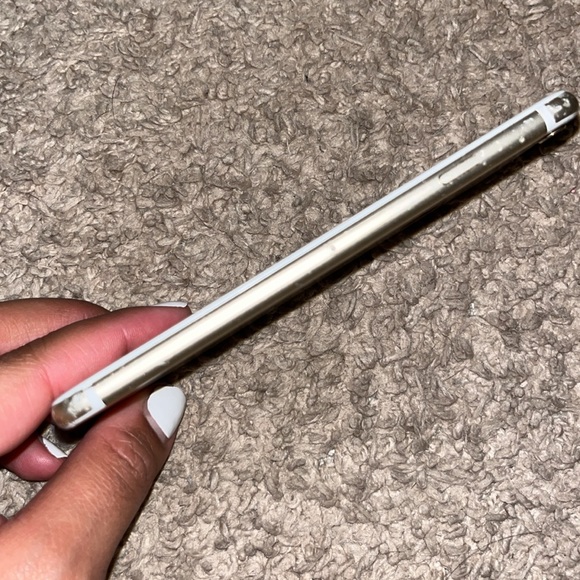 iPhone 6 - Picture 6 of 9